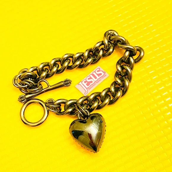 💰SOLD💰NWOT Juicy Couture Gunmetal tone Heart charm Bracelet - Picture 7 of 8
